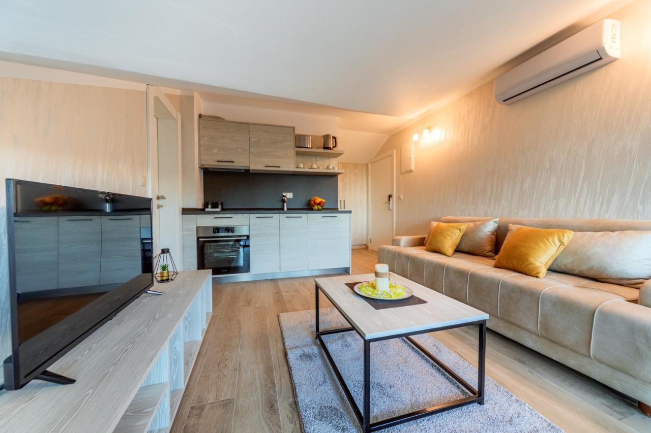 Luxury Apartments Queen Petrovac المظهر الخارجي الصورة
