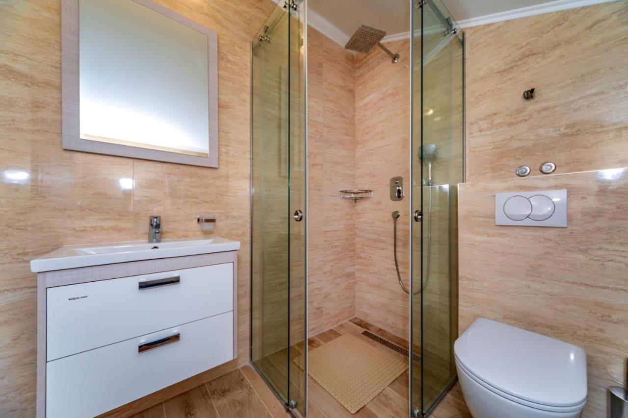 Luxury Apartments Queen Petrovac المظهر الخارجي الصورة