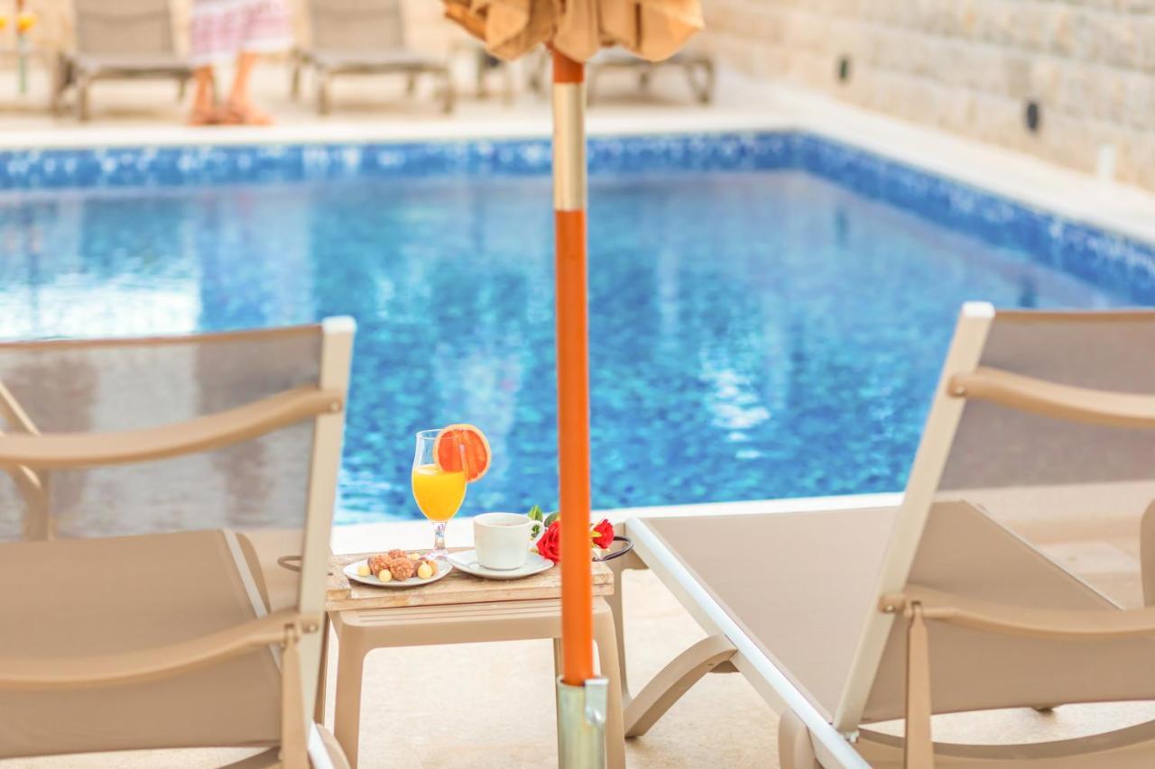 Luxury Apartments Queen Petrovac المظهر الخارجي الصورة