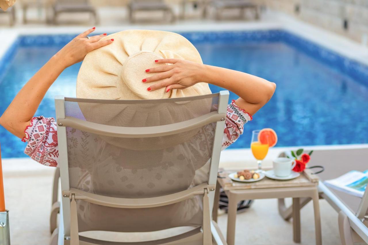 Luxury Apartments Queen Petrovac المظهر الخارجي الصورة