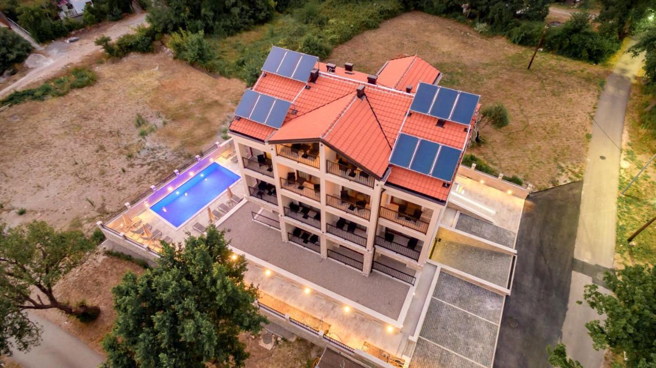 Luxury Apartments Queen Petrovac المظهر الخارجي الصورة